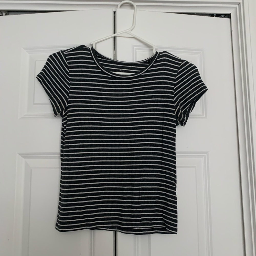 Grey and white American Eagle Crop Top